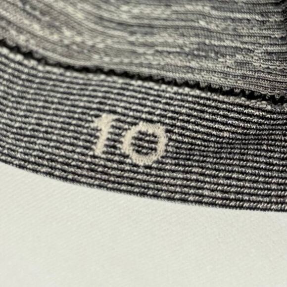 Lululemon Run: Swiftly Tech Short Sleeve Size 10 - Picture 6 of 8